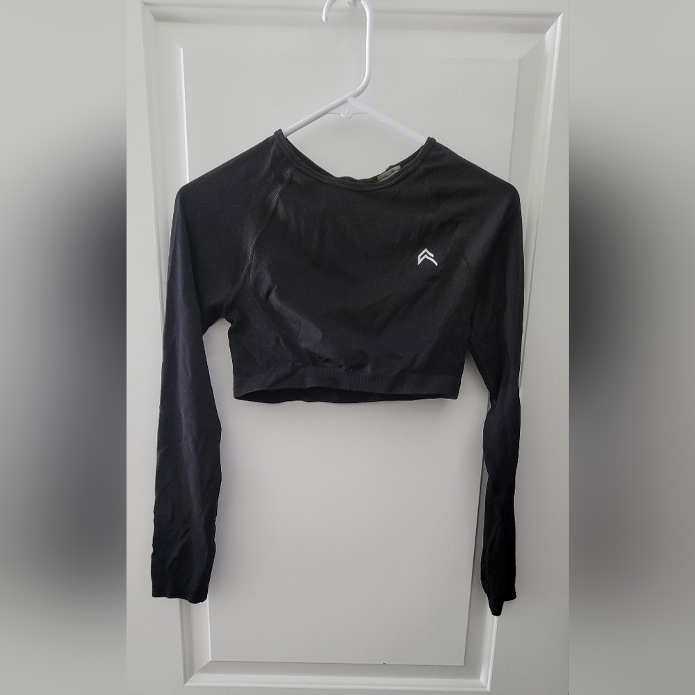 Oner Active Effortless Seamless Long Sleeve Crop Top Black